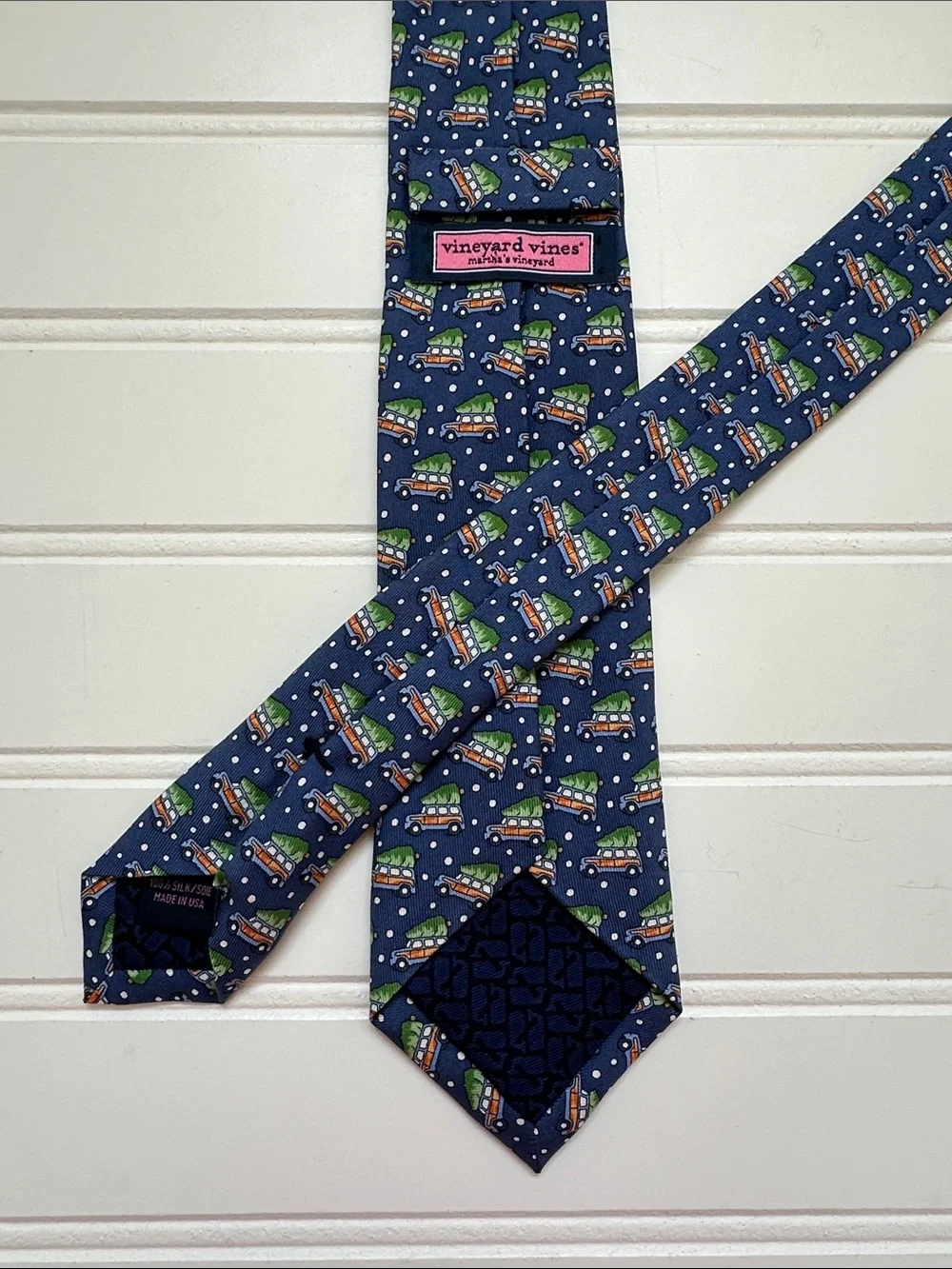 Vineyard Vines Blue Christmas Tie